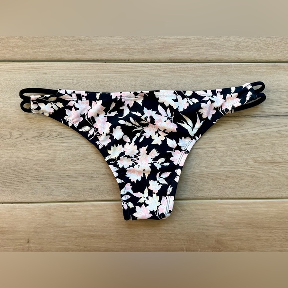 Black & Pink Floral Bikini Size M - Picture 4 of 4
